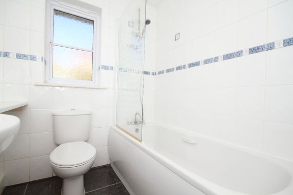Shower Window Replacement in Cedar Hill